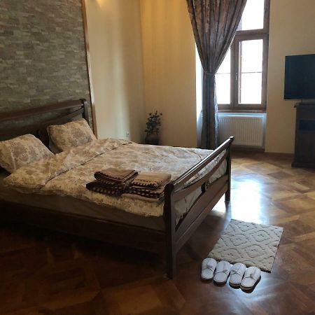 Old Historical Centre Apartment ブラショフ エクステリア 写真